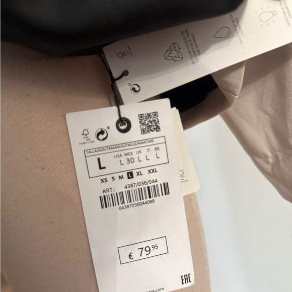 Zara Cream Blazer with Gold Buttons Large - Picture 4 of 6